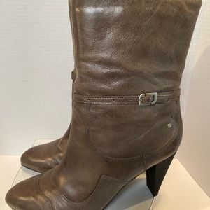 New Rockport Gray Women’s Comfort Leather Boots